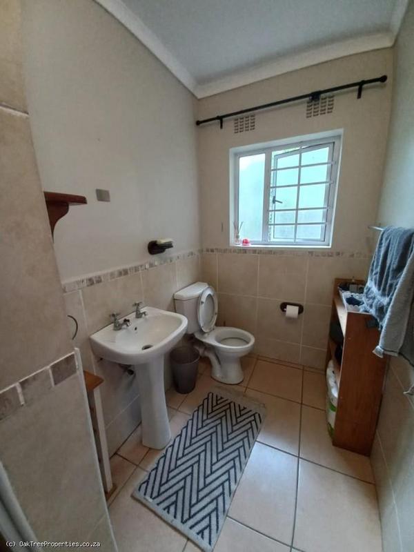 2 Bedroom Property for Sale in Grahamstown Eastern Cape